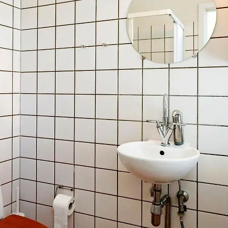 6 Person Holiday In Apartment Gudhjem