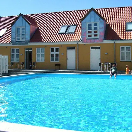 6 Person Holiday In Apartment Gudhjem